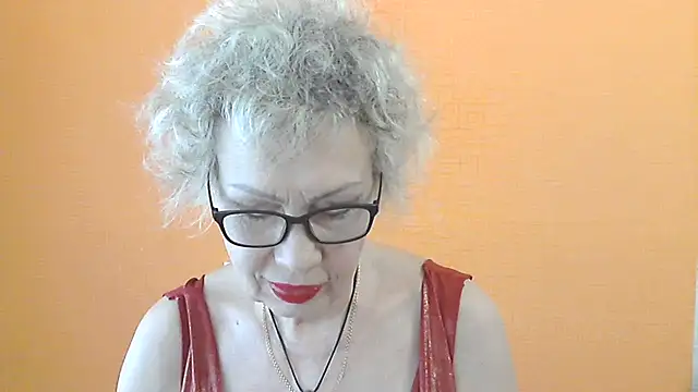 NessyJenixs online show from 9, 6, 2026