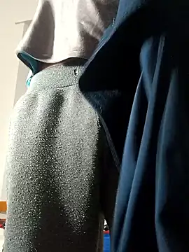 Snapshot of cingonduro chatting on 18, 1, 2026 cingonduro online show from 18, 1, 2026