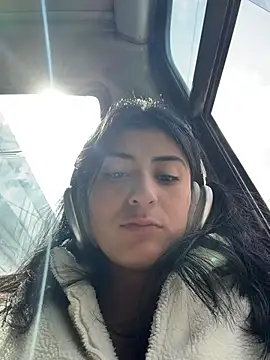 Snapshot of fiorella_paris chatting on 6, 3, 2026 fiorella paris online show from 6, 3, 2026