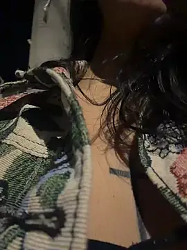 Snapshot of fiorella_paris chatting on 11, 4, 2026 fiorella paris online show from 11, 4, 2026