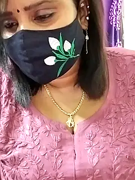 Queenflowerr online show from 26, 9, 2025