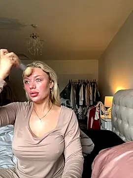 blissdimicco online show from 31, 10, 2025