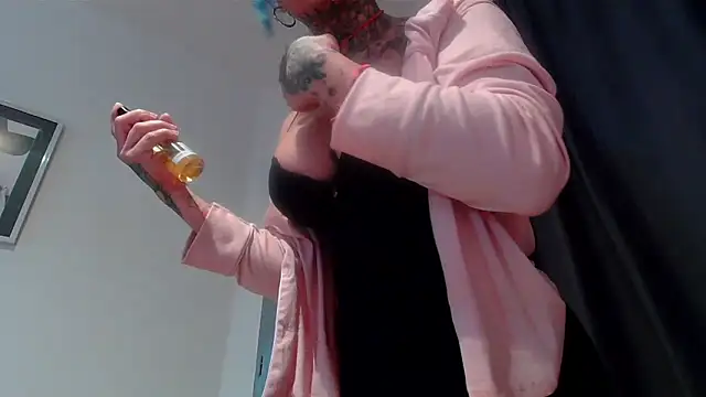 serena  vedette online show from 1, 12, 2025