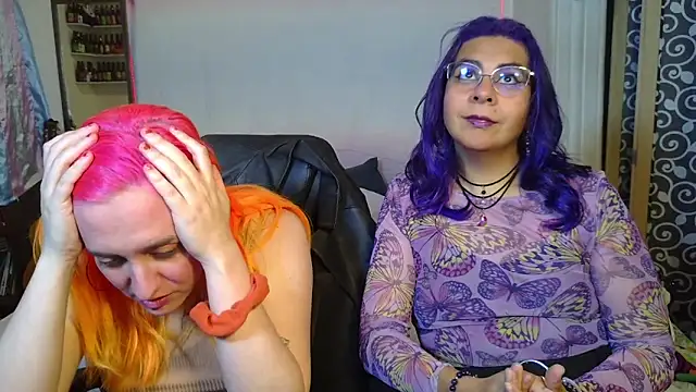 Snapshot of Evelan420 chatting on 20, 11, 2025 Evelan420 online show from 20, 11, 2025