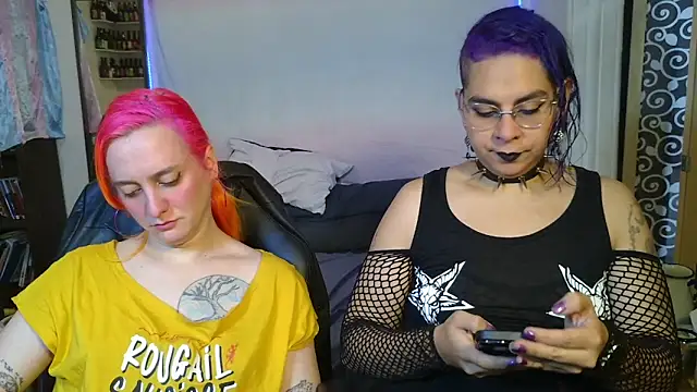 Snapshot of Evelan420 chatting on 27, 11, 2025 Evelan420 online show from 27, 11, 2025