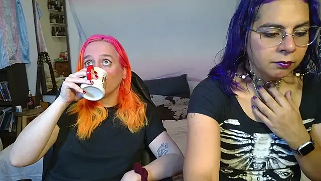 Snapshot of Evelan420 chatting on 28, 11, 2025 Evelan420 online show from 28, 11, 2025