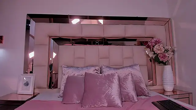 Snapshot of taliarussel chatting on 20, 3, 2025 taliarussel online show from 20, 3, 2025