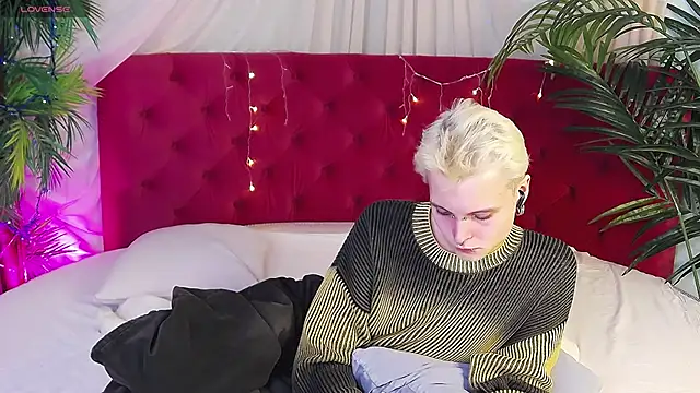 DemianEnglen online show from 2, 2, 2025