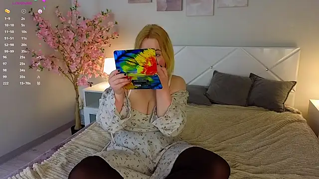 Snapshot of Manic_pixie_ chatting on 20, 2, 2025 Manic pixie online show from 20, 2, 2025