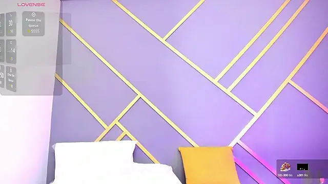 Alaia Colins online show from 12, 3, 2025