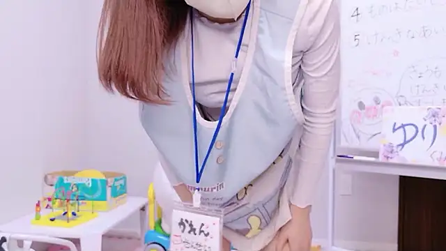 NA-KAREN-V8 online show from 4, 11, 2025