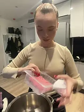  Babygirl   online show from 29, 1, 2025