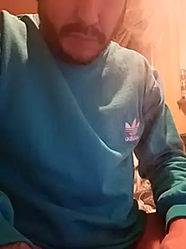 Snapshot of wapo100x100 chatting on 10, 2, 2025 wapo100x100 online show from 10, 2, 2025