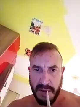 Snapshot of wapo100x100 chatting on 20, 10, 2025 wapo100x100 online show from 20, 10, 2025