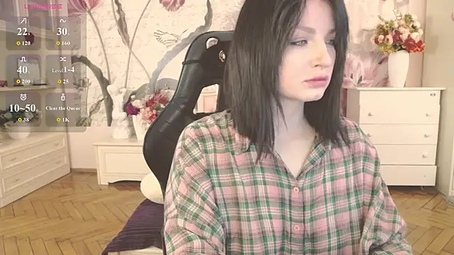 BritneyBarker online show from 13, 3, 2026