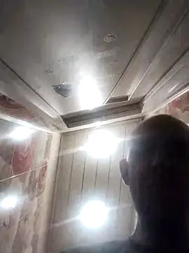 MaxDevilWhite online show from 18, 3, 2026