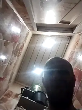 MaxDevilWhite online show from 26, 3, 2026