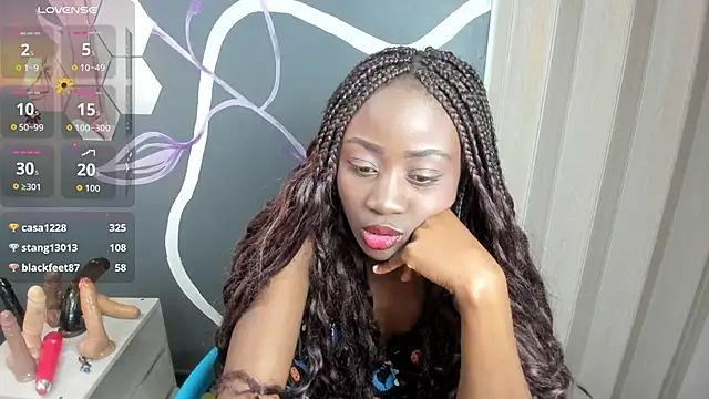 Snapshot of Sara_Naugty chatting on 30, 11, 2025 Sara Naugty online show from 30, 11, 2025
