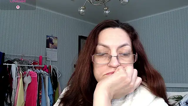 Soffya Soy online show from 4, 4, 2026