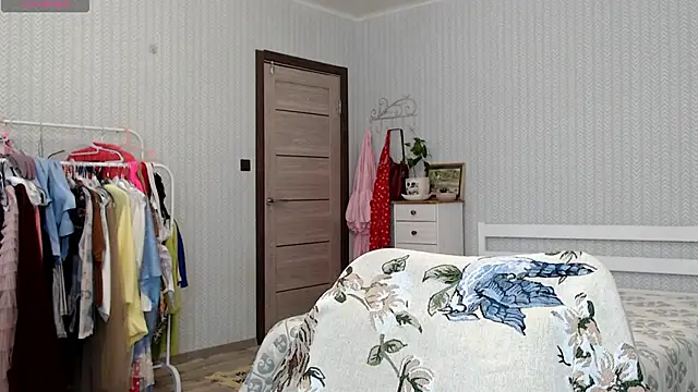 Soffya Soy online show from 9, 4, 2026