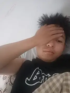 zxc78911 online show from 15, 10, 2025