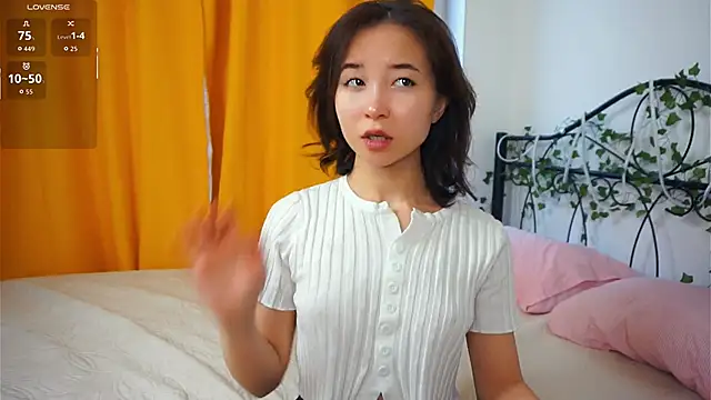 VeronaCritchlow online show from 29, 10, 2025