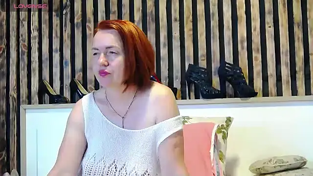Alis Lovi online show from 23, 6, 2026
