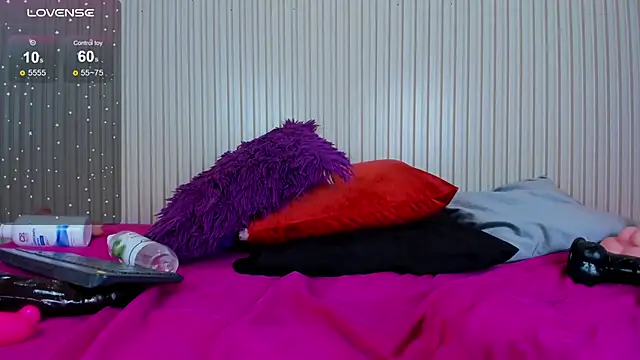 Snapshot of Madeline_Cooper08 chatting on 21, 2, 2025 Madeline Cooper08 online show from 21, 2, 2025