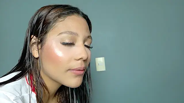 kathymia68 online show from 5, 10, 2025