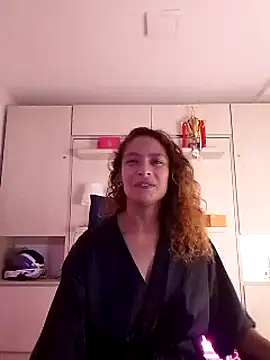 Zoedaniels online show from 4, 3, 2025