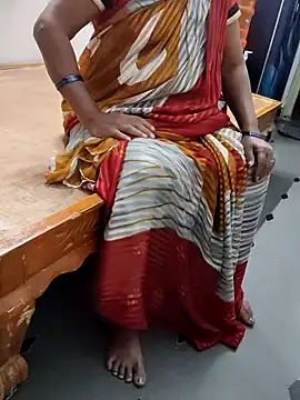 Snapshot of laxmitelugu78 chatting on 1, 2, 2025 laxmitelugu78 online show from 1, 2, 2025