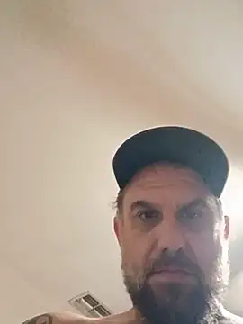 Snapshot of mrcox420 chatting on 3, 8, 2026 mrcox420 online show from 3, 8, 2026