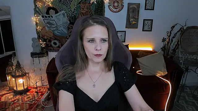 EmiliaBedy online show from 13, 2, 2025