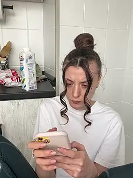 Snapshot of bunnythetailor chatting on 17, 2, 2025 bunnythetailor online show from 17, 2, 2025