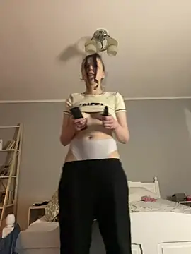 Snapshot of bunnythetailor chatting on 18, 2, 2025 bunnythetailor online show from 18, 2, 2025