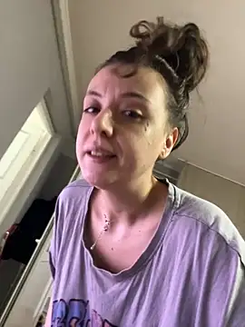 bunnythetailor online show from 30, 11, 2025