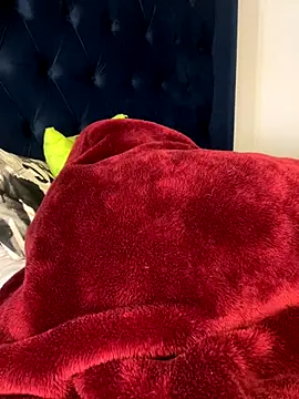 Boneca25 online show from 18, 10, 2025