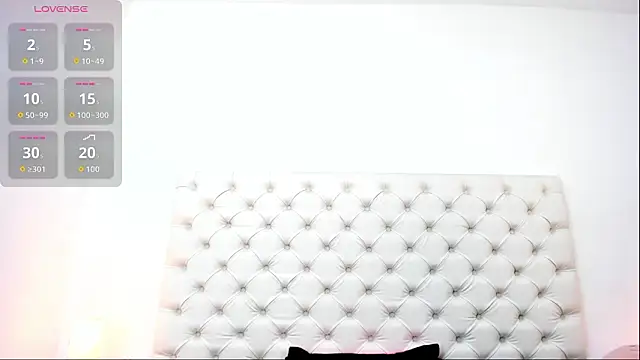 Snapshot of esmeralda06 chatting on 19, 1, 2026 esmeralda06 online show from 19, 1, 2026