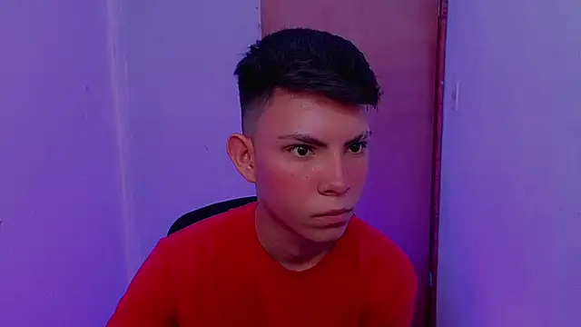 Snapshot of Alexxx_lov chatting on 14, 2, 2026 Alexxx lov online show from 14, 2, 2026