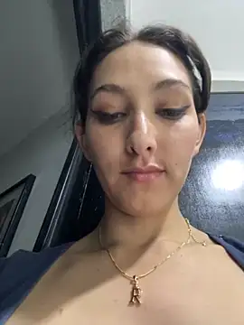 Snapshot of vicky__skinny_1 chatting on 2, 10, 2025 vicky  skinny 1 online show from 2, 10, 2025