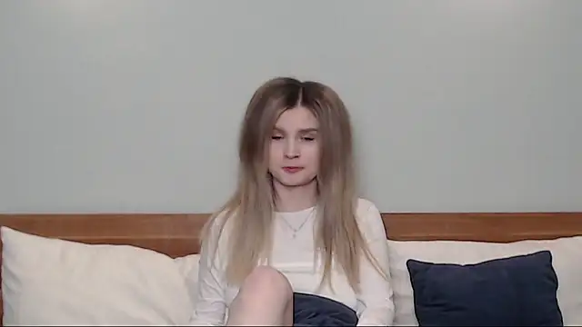 Chloe Addison online show from 12, 2, 2025