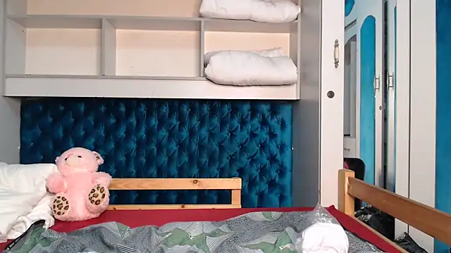 Snapshot of YoungDiva69 chatting on 1, 2, 2026 YoungDiva69 online show from 1, 2, 2026