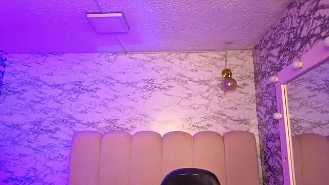 Snapshot of Hela_v chatting on 14, 3, 2026 Hela v online show from 14, 3, 2026