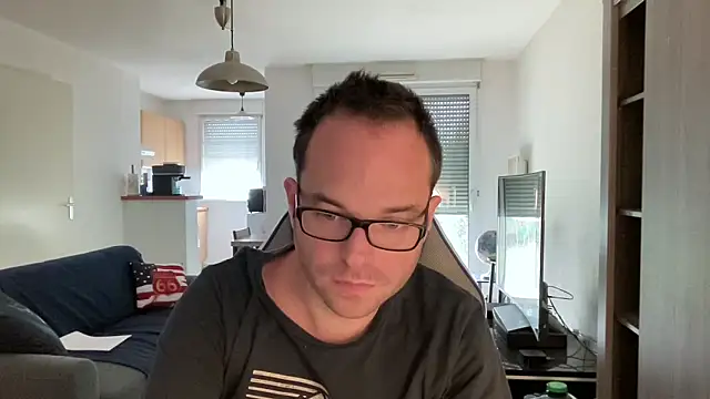 Snapshot of Funnyjul31 chatting on 9, 2, 2025 Funnyjul31 online show from 9, 2, 2025