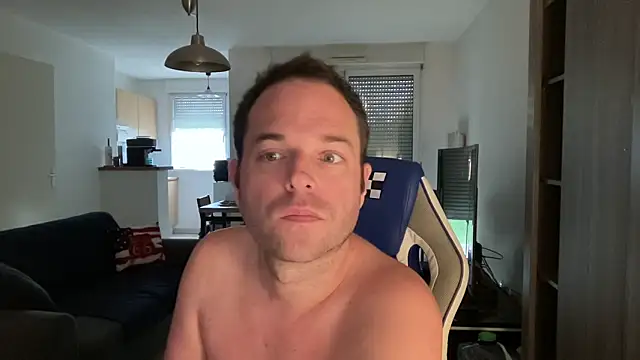 Snapshot of Funnyjul31 chatting on 24, 2, 2025 Funnyjul31 online show from 24, 2, 2025