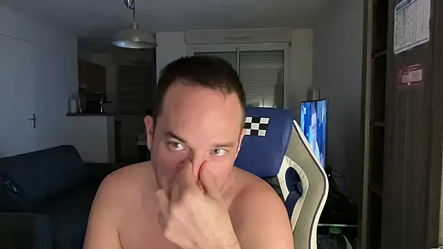 Snapshot of Funnyjul31 chatting on 11, 3, 2025 Funnyjul31 online show from 11, 3, 2025