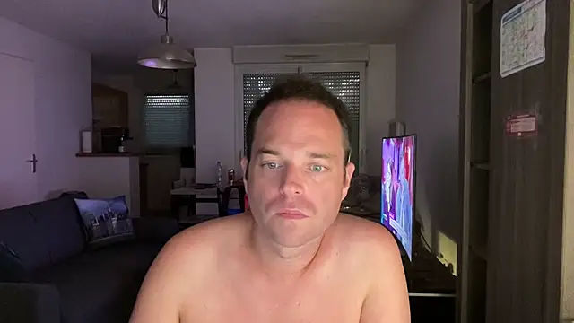 Snapshot of Funnyjul31 chatting on 17, 9, 2025 Funnyjul31 online show from 17, 9, 2025