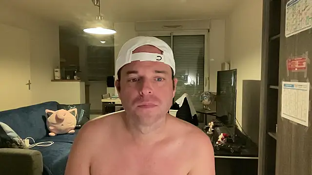 Snapshot of Funnyjul31 chatting on 19, 11, 2025 Funnyjul31 online show from 19, 11, 2025