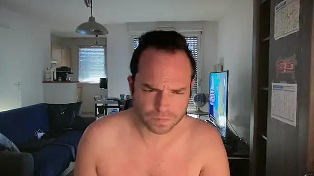 Snapshot of Funnyjul31 chatting on 22, 11, 2025 Funnyjul31 online show from 22, 11, 2025