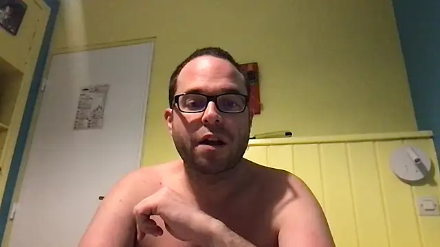 Snapshot of Funnyjul31 chatting on 13, 1, 2026 Funnyjul31 online show from 13, 1, 2026